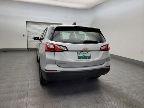 Used 2021 Chevrolet Equinox LS FWD image 6