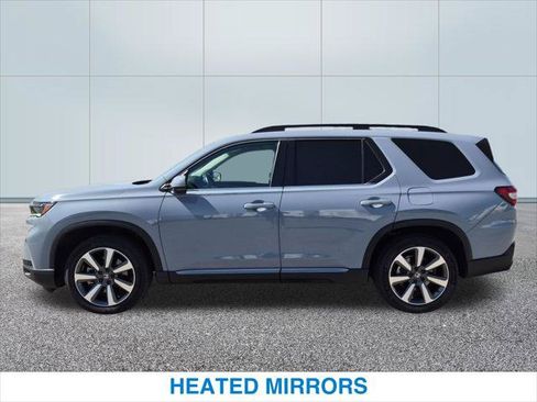 Used 2023 Honda Pilot Touring image 10