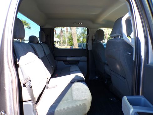 Used 2021 Ford F150 XLT w/ XTR Package image 26