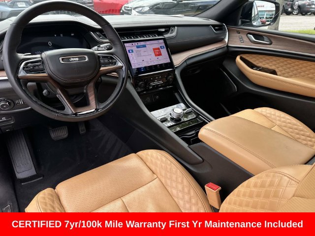 Certified 2024 Jeep Grand Cherokee L Summit AWD/4WD image 22