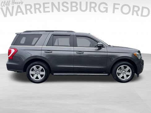 Used 2020 Ford Expedition XLT w/ Equipment Group 202A AWD/4WD image 8