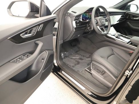 New 2025 Audi Q8 Premium Plus image 14