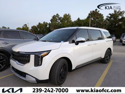 Certified 2025 Kia Carnival