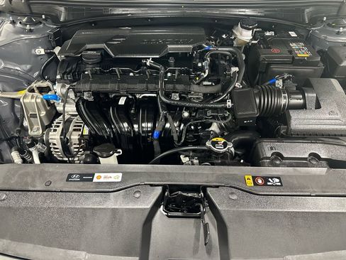 Used 2025 Hyundai Elantra SEL image 62