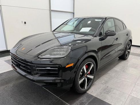 New 2026 Porsche Cayenne S image 1
