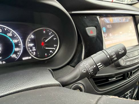 Used 2018 Buick Envision Premium image 27