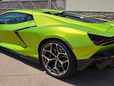 Used 2025 Lamborghini Revuelto AWD/4WD image 6