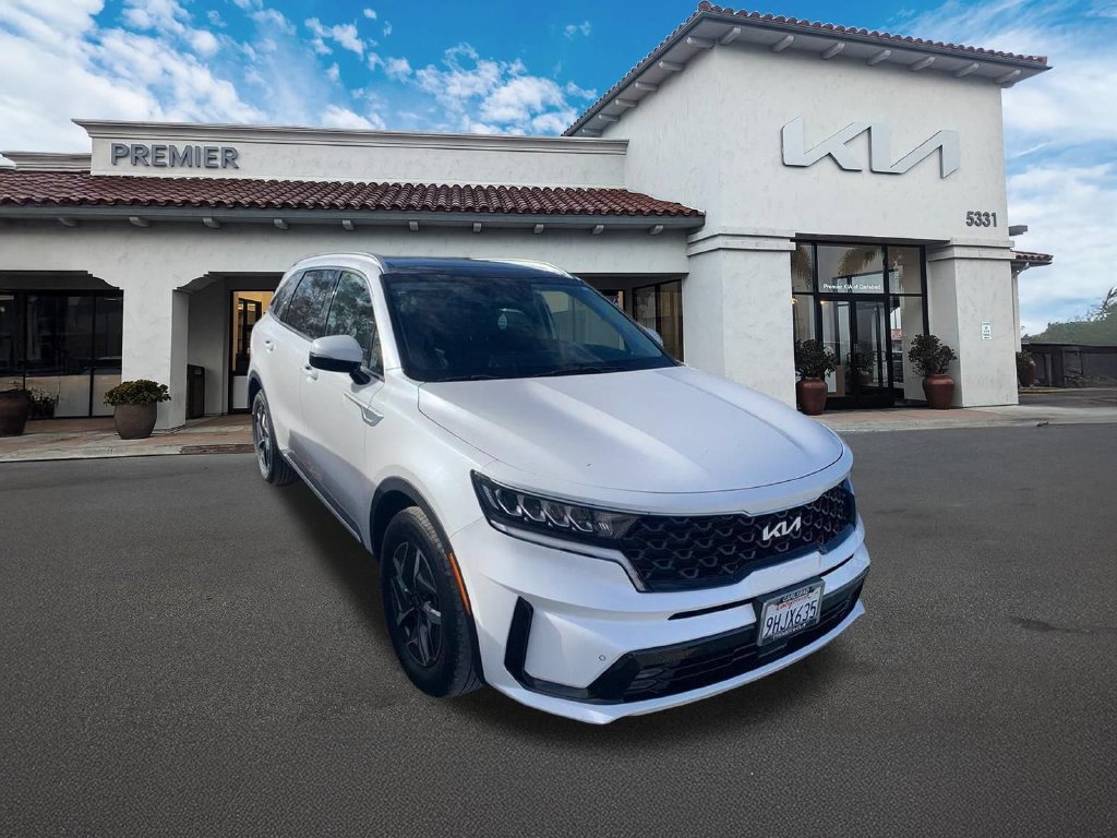 Certified 2023 Kia Sorento EX w/ Panoramic Sunroof Package FWD image 4