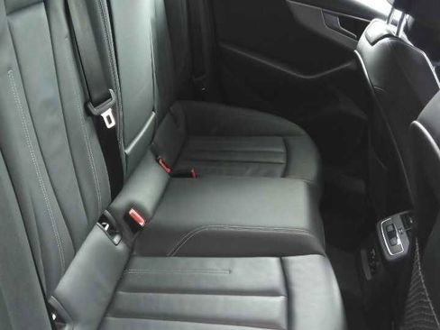 Used 2025 Audi A5 2.0T Premium Plus image 4