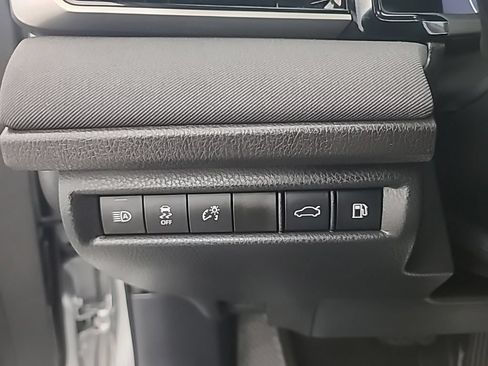 Used 2026 Toyota Camry LE FWD image 28