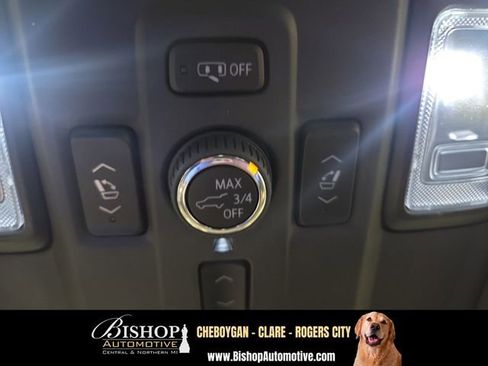 Used 2025 GMC Yukon Denali w/ LPO, Floor Liner Package AWD/4WD image 12