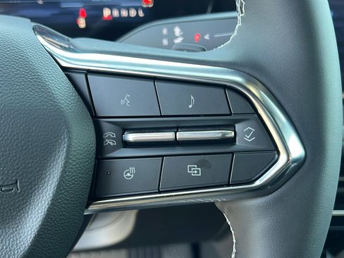 New 2026 Chevrolet Traverse LT w/ Midnight/Sport Edition image 25