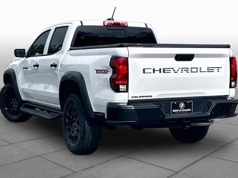 Used 2024 Chevrolet Colorado Trail Boss w/ Technology Package AWD/4WD image 11