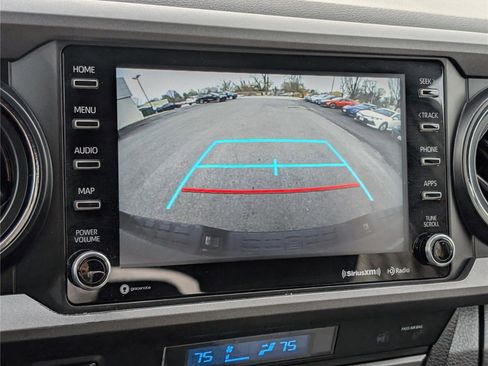 Used 2022 Toyota Tacoma SR image 28