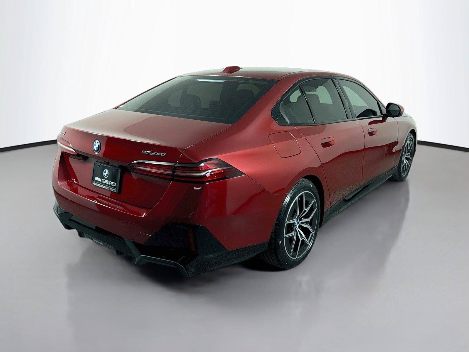 Used 2024 BMW i5 eDrive40i w/ M Sport Package RWD image 5