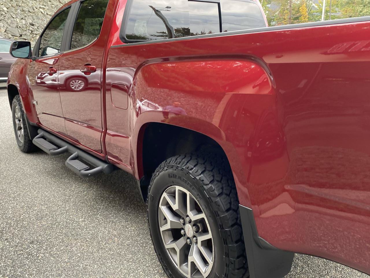 Used 2017 GMC Canyon SLE w/ All Terrain X Package AWD/4WD image 33