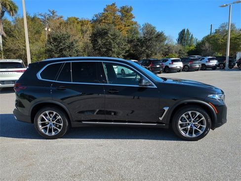 Used 2025 BMW X5 sDrive40i image 3