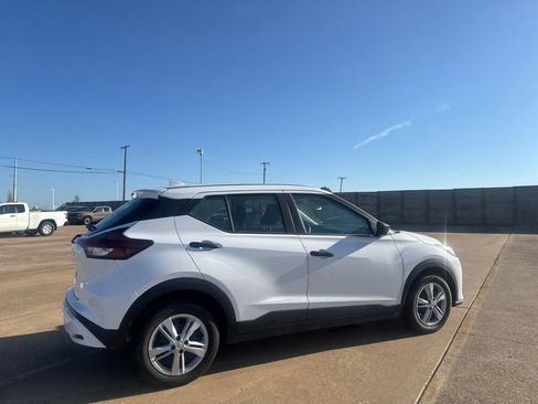 Certified 2023 Nissan Kicks S FWD image 20