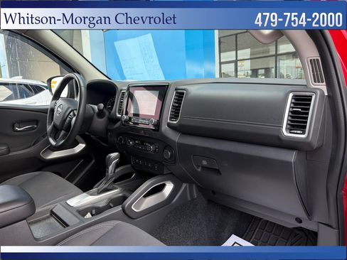 Used 2022 Nissan Frontier SV AWD/4WD image 31
