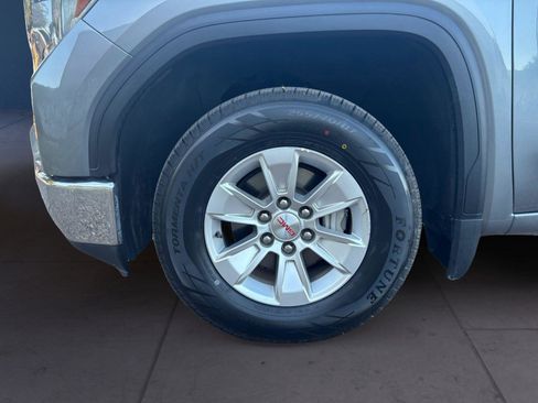 Used 2020 GMC Sierra 1500 SLE w/ SLE Value Package image 14