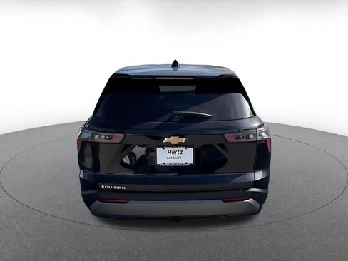Used 2025 Chevrolet Equinox LT FWD image 12