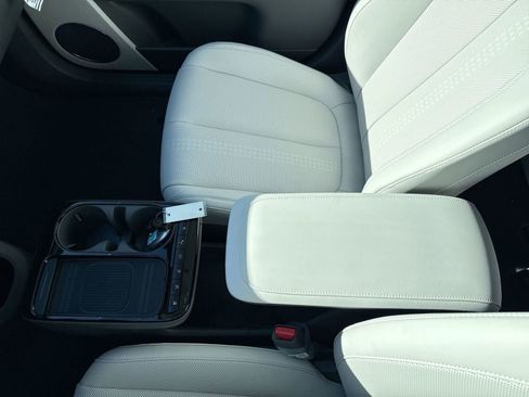 New 2026 Hyundai Ioniq 5 Limited image 23