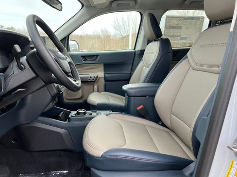 Used 2026 Ford Maverick Lariat w/ 4K Tow Package AWD/4WD image 4