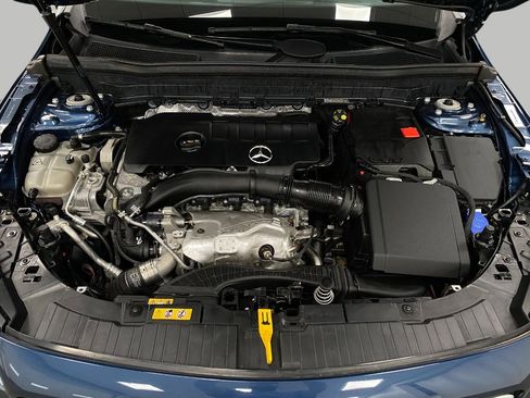Certified 2023 Mercedes-Benz GLB 250 4MATIC image 11