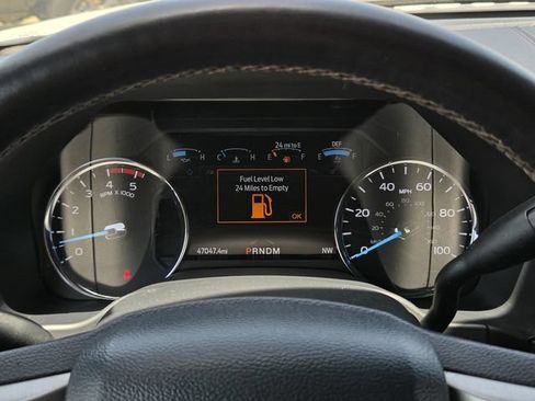 Used 2022 Ford F250 Platinum AWD/4WD image 21