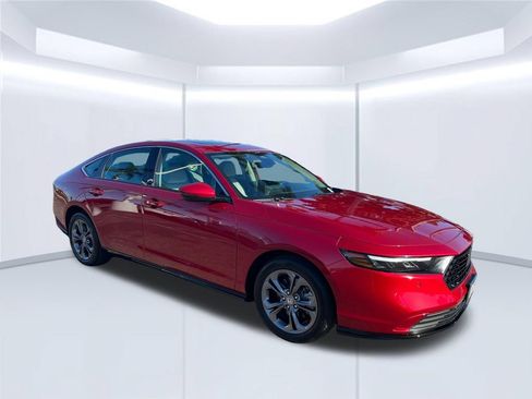 Used 2024 Honda Accord EX-L image 7