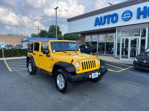 Used 2015 Jeep Wrangler Unlimited Sport w/ Power Convenience Group AWD/4WD image 3