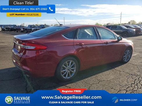 Used 2017 Ford Fusion SE w/ Fusion SE Technology Package FWD image 4