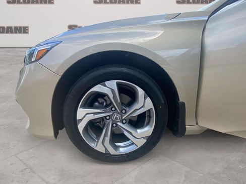Used 2020 Honda Accord EX image 14
