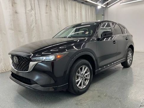Used 2025 MAZDA CX-5 AWD 2.5 S w/ Preferred Package image 4