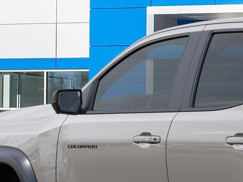 New 2026 Chevrolet Colorado ZR2 w/ Technology Package AWD/4WD image 12