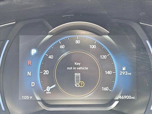 Used 2020 Hyundai Santa Fe SEL w/ Convenience Package FWD image 8