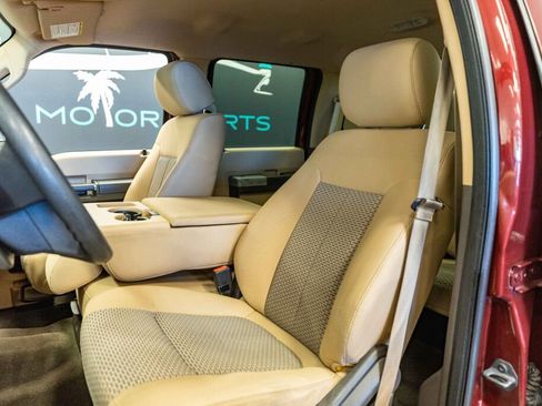 Used 2013 Ford F250 XLT w/ XLT Interior Pkg image 10