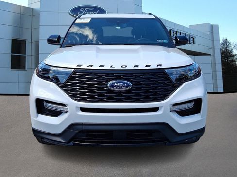 Certified 2024 Ford Explorer ST-Line w/ Class IV Trailer Tow Package AWD/4WD image 3