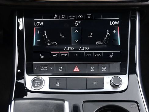 Used 2021 Audi Q7 3.0T Premium Plus w/ Premium Plus Package AWD/4WD image 35