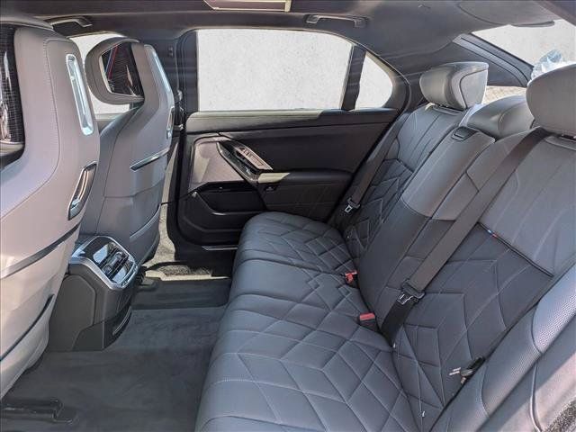 New 2026 BMW 760i xDrive w/ Executive Package AWD/4WD image 17