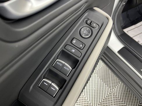 Used 2025 Honda Accord SE image 27