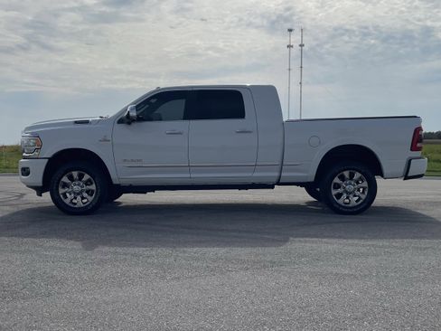 Used 2019 RAM 3500 Limited image 30