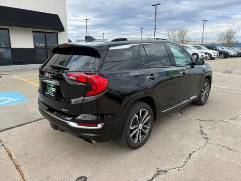 Used 2018 GMC Terrain Denali w/ Advanced Safety Package AWD/4WD image 16