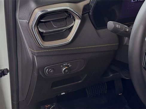 New 2025 Chevrolet TrailBlazer ACTIV w/ Convenience Package image 5