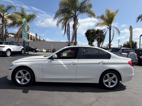 Used 2014 BMW 320i Sedan RWD image 5