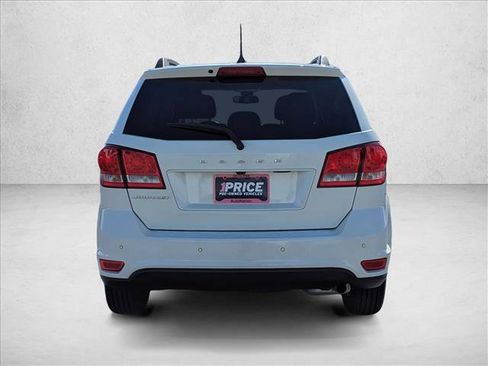 Used 2019 Dodge Journey SE image 6