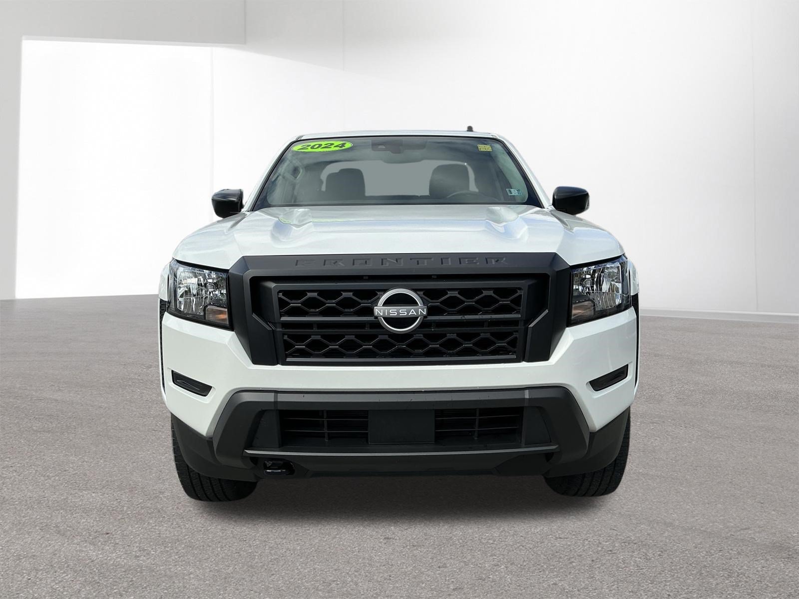 Used 2024 Nissan Frontier S AWD/4WD image 8