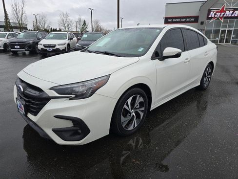 Used 2024 Subaru Legacy Premium image 7