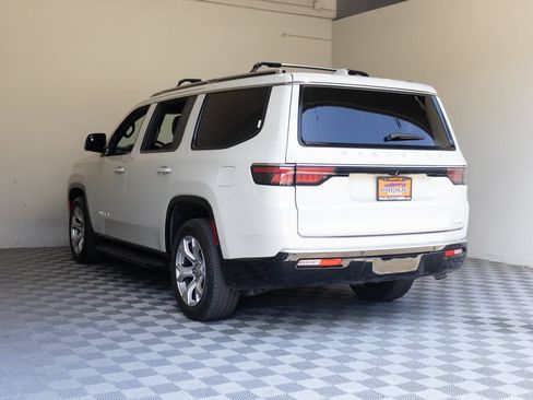 Used 2022 Jeep Wagoneer Series I w/ Convenience Group I RWD image 15