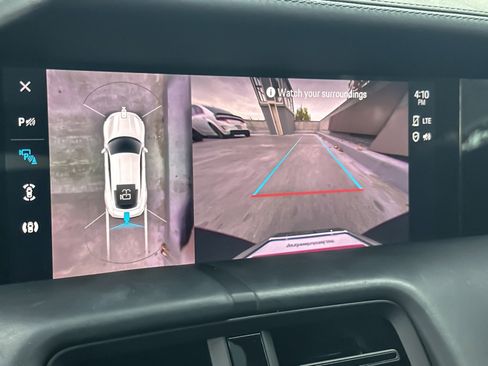 Used 2022 Porsche Taycan 4S image 19